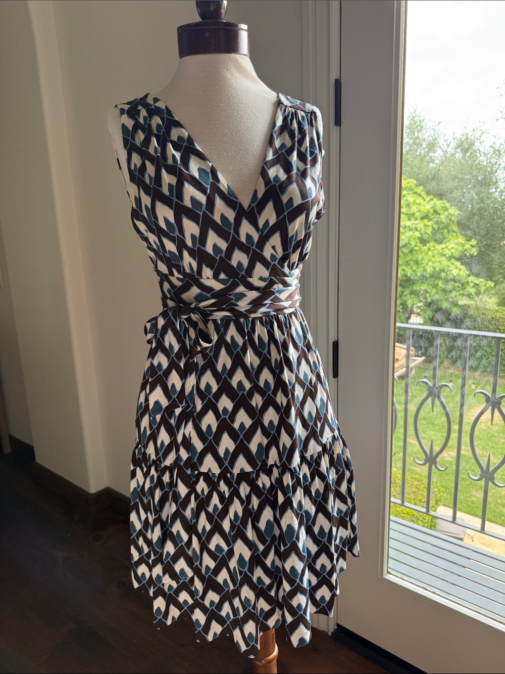 Diane Von Furstenberg Sleeveless Wrap Dress in Brown, White & Blue